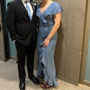 David’s Bridal bridesmaid dress in color Steel Blue, fabric Chiffon. Size 8.